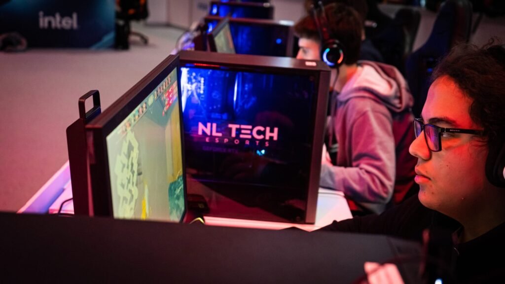 Filas de PCs gaming de NL Tech
